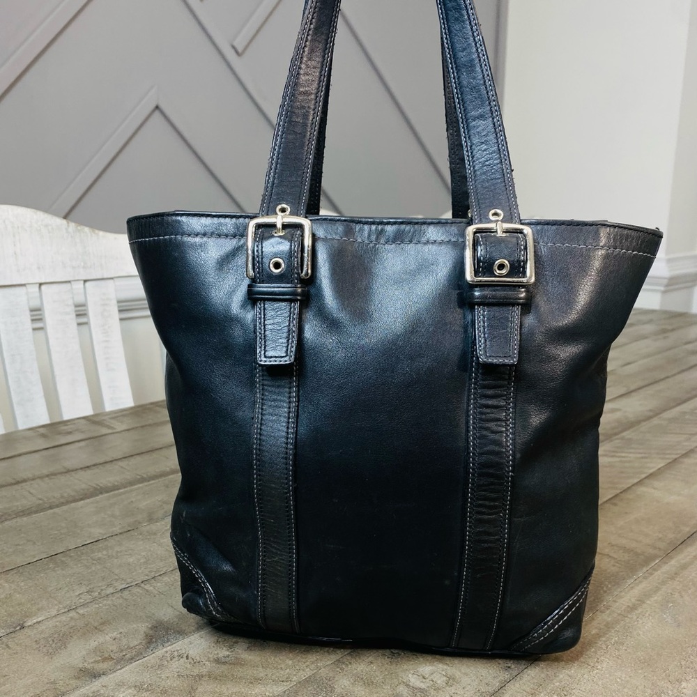 Coach Hampton Vintage Black Smooth Leather Tote Shoulder Bag - Picture 6 of 13
